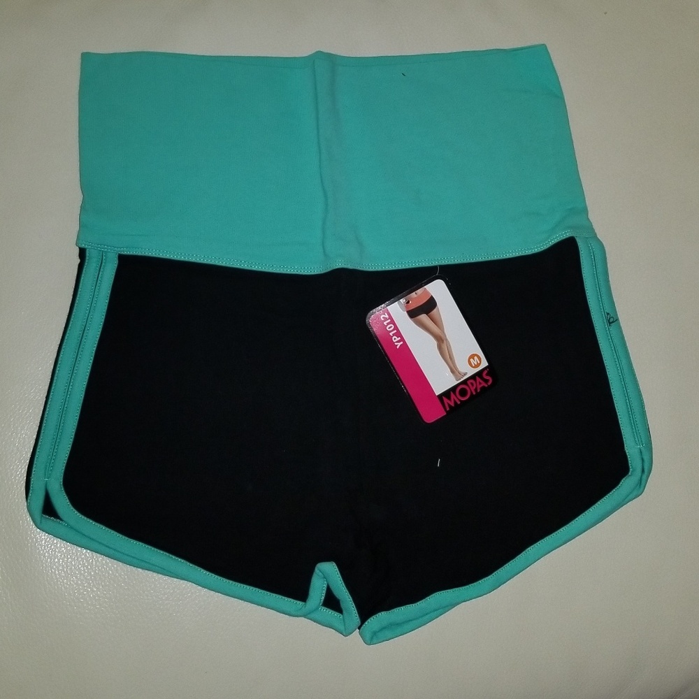 Shorts with flip-able wide waistband